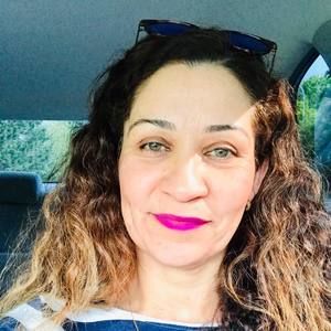 Meet your Posher, Ana